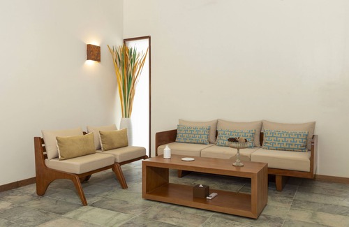 Koh Rong Sanloem Resort | Island Center Point