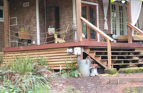 Nordland Cabin | Island "Eco" Retreat with Wood Fired Hot Tubs