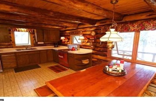 Bigfork Cabin | Island Getaway Northern MN Towering Pine Forest