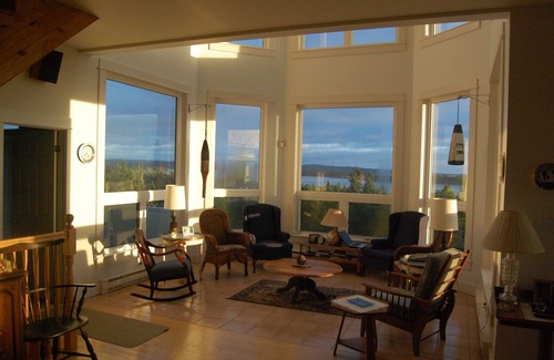 LaHave House | Island House Above Trees! 360° Oceanview, 4BR, Car-Accessible, Near Lunenburg
