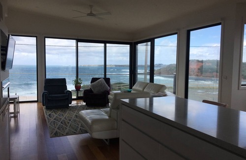 Sunderland Bay House | Island Oasis with uninterrupted ocean views! Sleeps 8