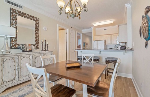Gulf Shores Condo | Island Royale 404 ~ In/Out/Kiddie Pools, Hot Tub, Sauna + $400 in FREE Activities Daily ~ Zoo + More