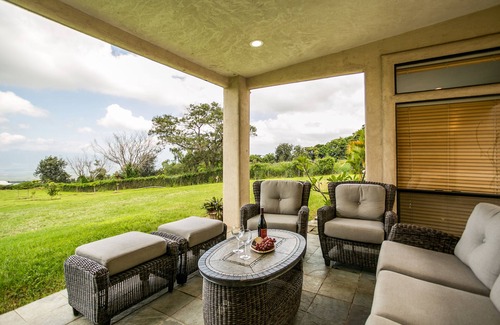Kula Villa | Island Sunset Villa: Your Maui Escape with Ocean & Stunning Sunsets Views