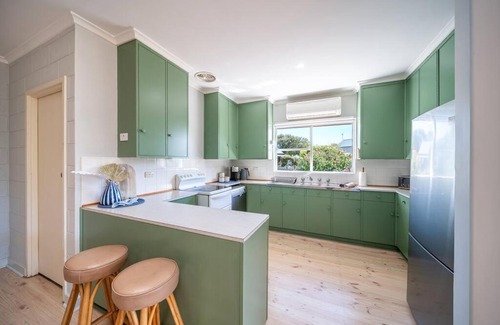 Encounter Bay House | Island View - 3BR WiFi Encounter Bay Beach