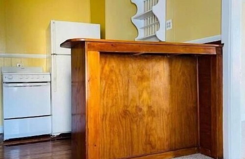Munjoy Hill Apartment | Island View House BnB Self Check-In # 5/Free off- Street parkingnn