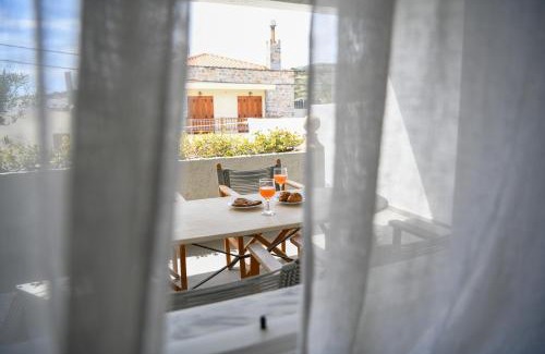 Plaka Apartment | Island View House