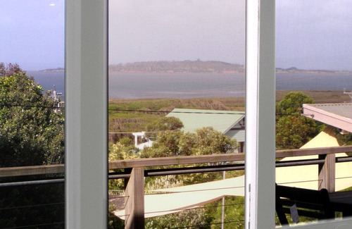 Surf Beach Apartment | Island Views at Surf Beach
