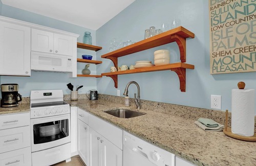 Isle of Palms Condo | Isle Of Palms Condo, half block to beach, enter with combo, private entrance.