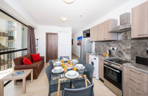 Bugibba Apartment | Islet Seafront Apartment Corner Terrace