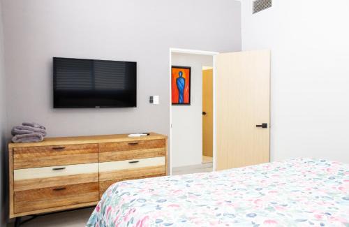 Ocean Park Apartment | Ismael Rivera Villa 1 Ocean Park 4bd 2b