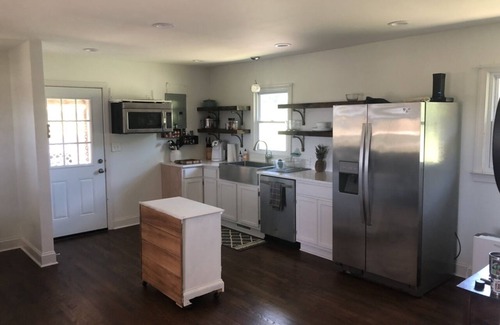 Pinnacle House | Isolate Stay at Pilot Mountain