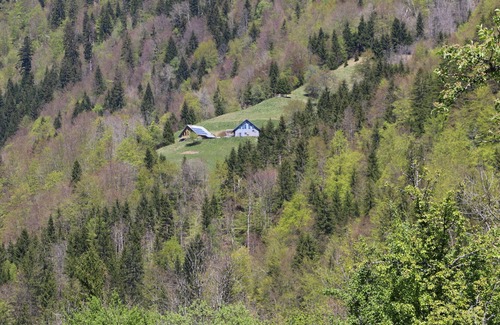 Saint-Ferreol Cabin | Isolated off-the-grid eco chalet in the Alps