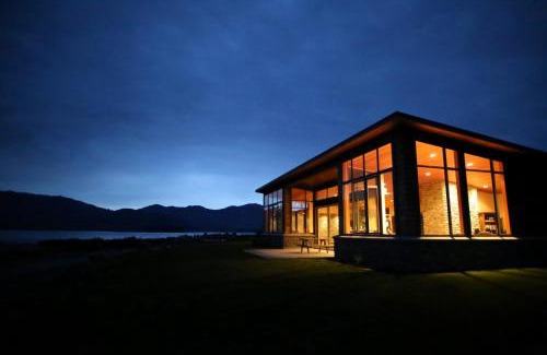Lake Tekapo House | Isolation Bay