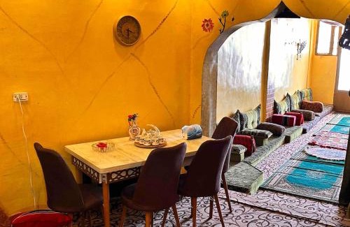 Wadi Musa Apartment | Issa Snaffi Bedouin home