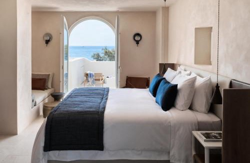 Perivolos Hotel | Istoria, a Member of Design Hotels