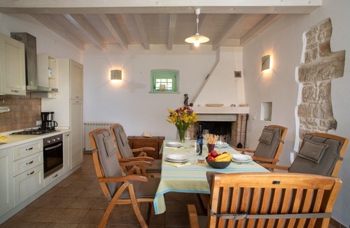 Rovinjsko Selo House | Istrian stone house for 3 near Rovinj