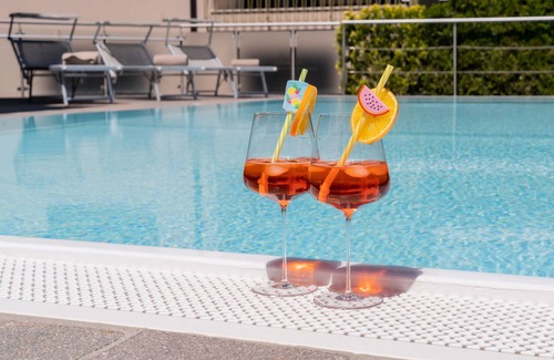Appiano Sulla Strada del Vino Apartment | Holiday Apartment "Apartment Wieser 3" with Mountain View, Heated Pool & Wi-Fi