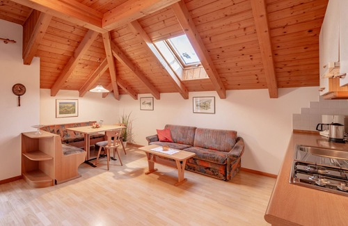 Caldaro Sulla Strada del Vino Apartment | 729D Apartments Haus Weinberg