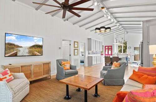 North Litchfield Beach House | It is a Happy Day at the Beach