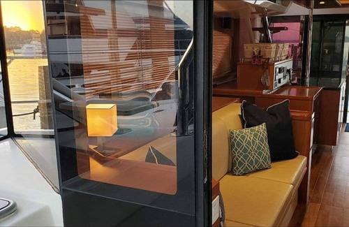 Dauphin Island Boat Rental | "It Is Well" Yacht Charters