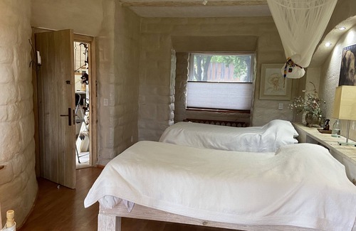 Valle de Atongo House | ITALIAN TYPE VILLA STUNNING MOUNTAIN VIEWS IN MOST PEACEFUL SECLUDED SETTING