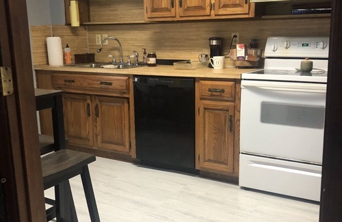 New Castle Apartment | It’s the Apartment downstairs for me!