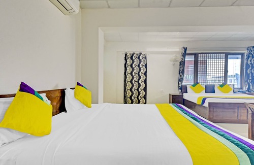 Dehradun Hotel | Itsy by Treebo - Paras Tower