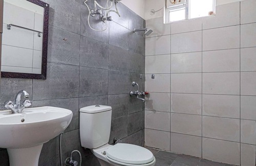 Shyamkhet Cottage | IVA 1 BHK - w/Wi-Fi, Kitchen, Food, Balcony, Garden