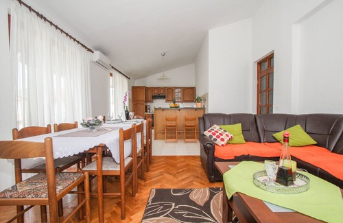 Kastela Apartment | IVAN 1 with 5 bedrooms and 4 bathrooms, for up to 11 persons in Kaštela