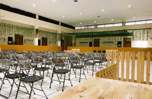 Gading Hotel | IVI Hotel