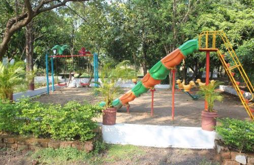 Ulhasnagar Villa | Ivy Maitri Farm 3 Bhk with Private Pool - Badlapur