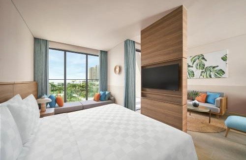 Phuoc Thuan Hotel | IXORA Ho Tram By Fusion