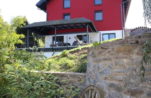 Remptendorf House | Jäschner “Villa Luftig”