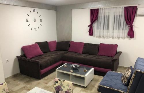 Trebesinj Apartment | J&B LUX Apartment