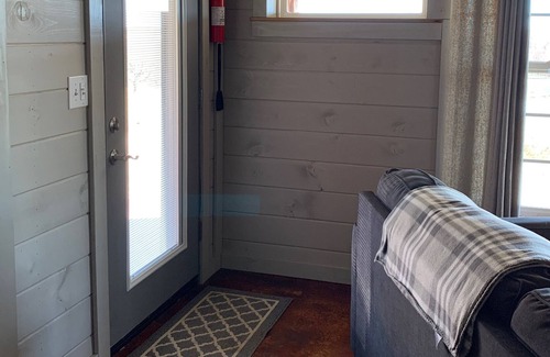 Okemah Apartment | J LO Ranch