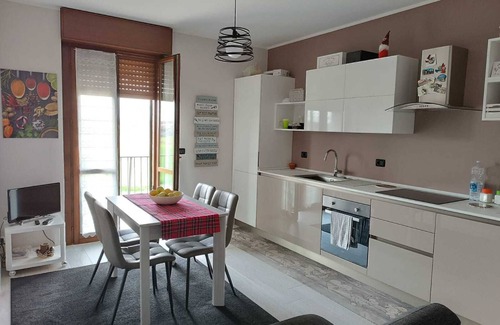Caselle Torinese Apartment | Jacaranda apartment