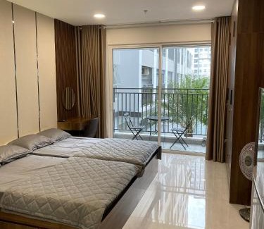 Tan Qui Dong Apartment | Jack's Home - Sunrise Riverside Block H, Dist 7