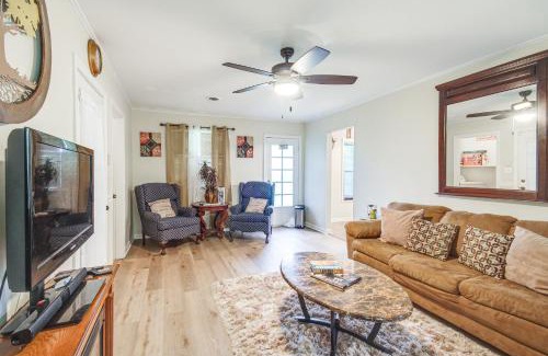 Tougaloo House | Jackson Home with Patio, 2 Grills and Ping-Pong Table!
