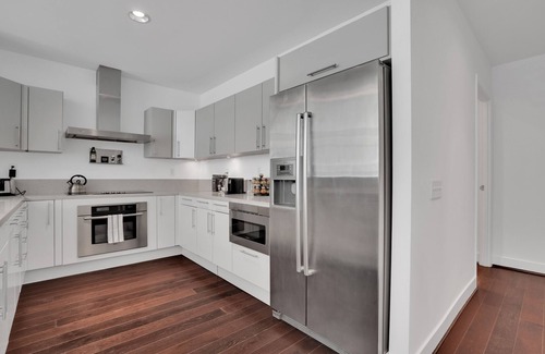 Hayes Valley Apartment | Jackson Square/Barbary Coast Living