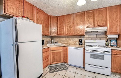 Midwest City House | Jacobs Comfort.close to all things OKC Metro