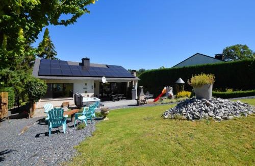 Engreux House | Jacuzzi Retreat, Ardennes