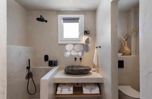 Mykonos Hotel | Jacuzzi Suite by Divalproperties-Mykonos