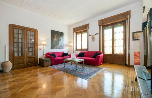 Castelletto Apartment | JACUZZI| TERRACE| 2BR| ART GALLERY| By Tilo Lux