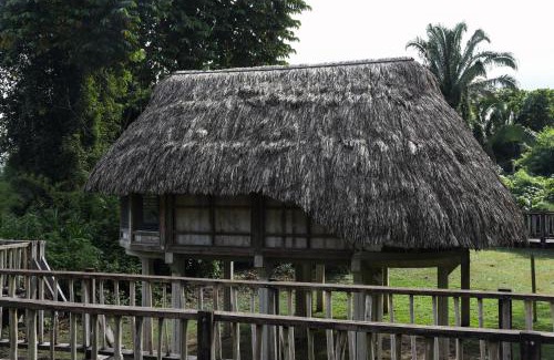 Teakettle Village Resort | Jade Jungle Resort