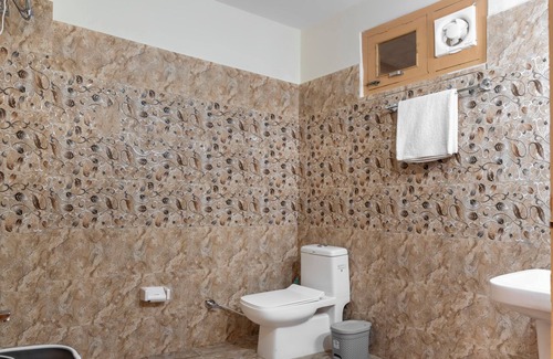 Shoja Hotel | Jalori Hills