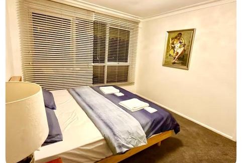 Glen Waverley House | Jalynn 1 Cottage