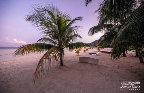 Anse aux Pins House | Jamelah Beach Guest House