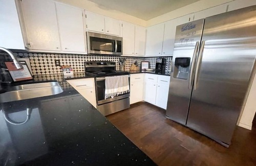 Killeen House | James Inn Summary: We