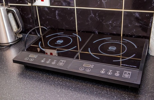Dowlais Apartment | James' Place Dowlais Self Catering Studio 7 Idris