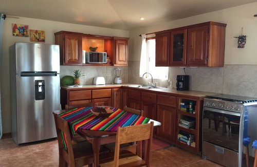 Sittee River House | Jan's Beach Cabana/Hopkins/Beachfront with Spacious Interior/Gold Standard